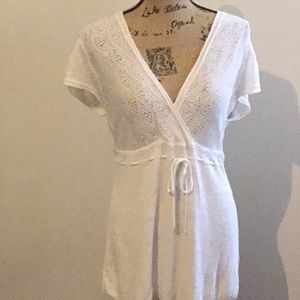 Motherhood maternity short sleeved sweater Sz. LG